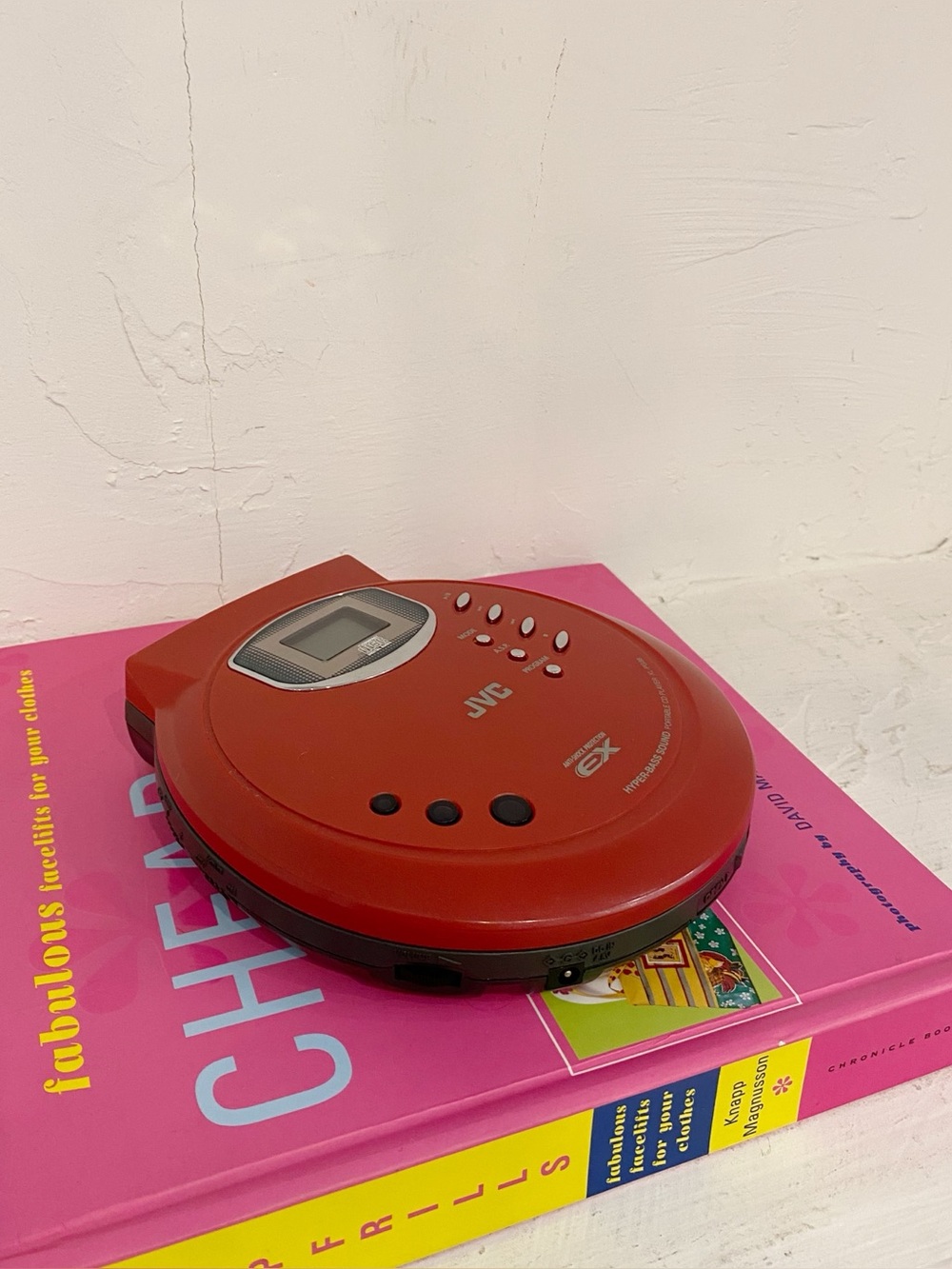 Vintage Red Portable JVC CD Player Discman in Working Condition